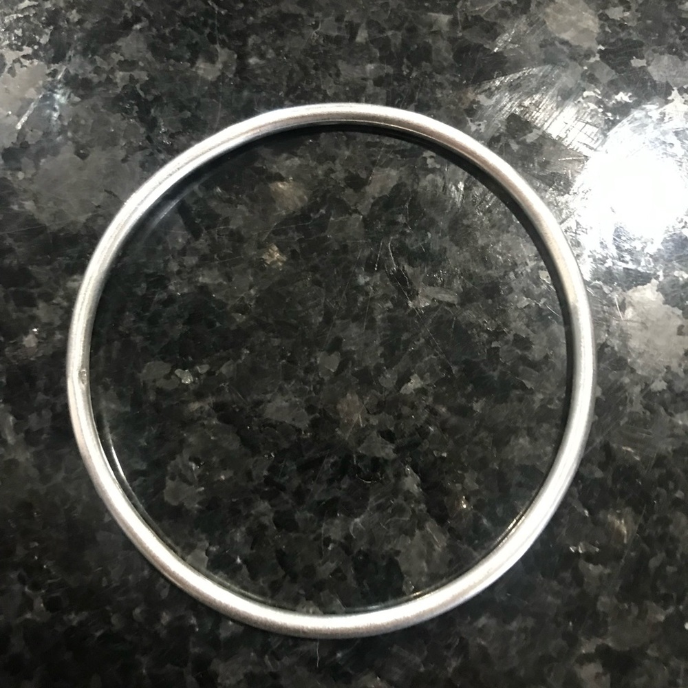 Sterling silver 925 bangle